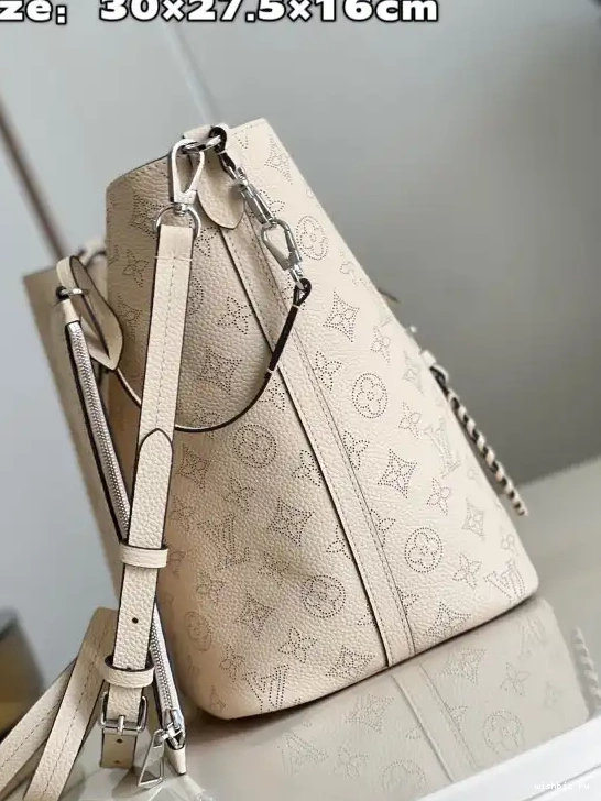 WIS BLOSSOM VUITTON LOUIS MM 0606